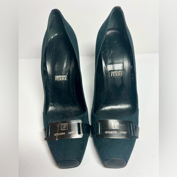 Gianfranco Ferre black women's high-heeled cocktail shoes. Size 8.5 Price $140 - Picture 2 of 7